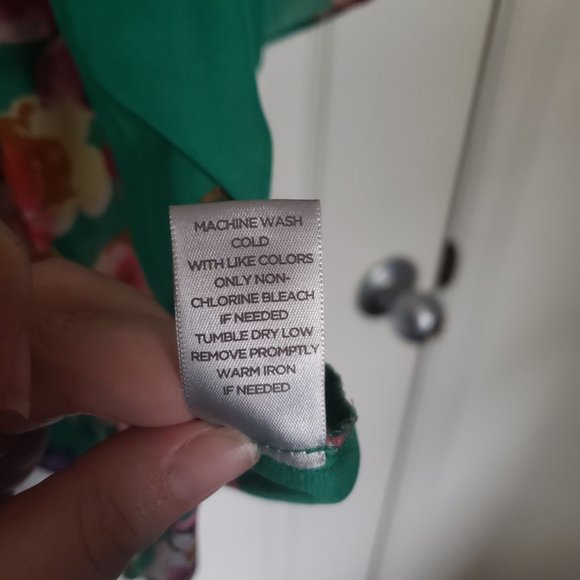 Avenue Plus Size Green Floral Pleated Blouse 18/20 - Picture 6 of 7